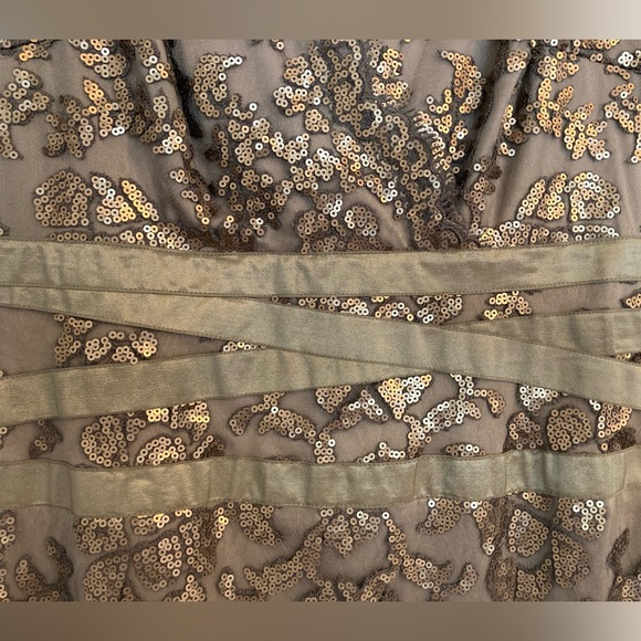 Tadashi Shoji Size 12 Sequin Cocktail Dress - Picture 6 of 16